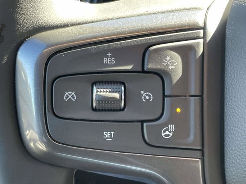 New 2026 Chevrolet Silverado 2500 ZR2 image 16