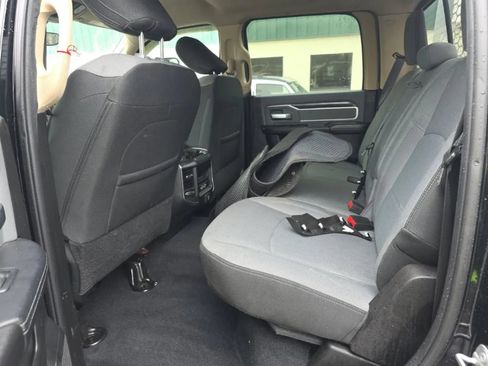 Used 2019 RAM 5500 SLT w/ Quick Order Package 2YG SLT AWD/4WD image 12