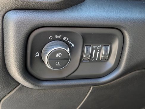 Used 2020 RAM 2500 Laramie AWD/4WD image 21