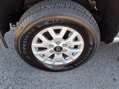 Used 2025 Toyota Tacoma SR image 4