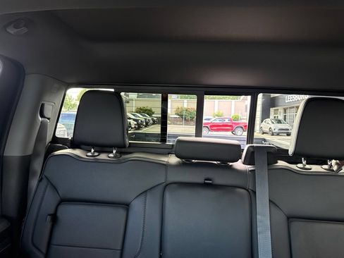 Used 2022 GMC Sierra 1500 Denali w/ Denali Carbonpro Edition AWD/4WD image 42