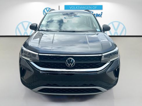 Certified 2024 Volkswagen Taos S FWD image 2