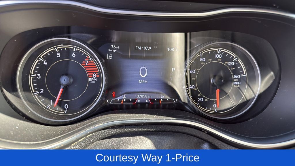Used 2021 Jeep Cherokee Latitude Lux w/ Comfort/Convenience Group FWD image 13