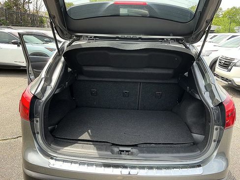 Used 2017 Nissan Rogue Sport SL image 25