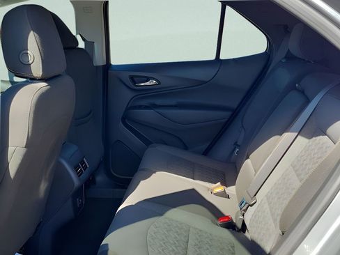 Used 2024 Chevrolet Equinox LT image 14