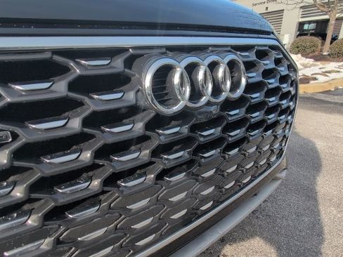 Used 2025 Audi Q5 2.0T Premium Plus w/ Premium Plus Package image 10