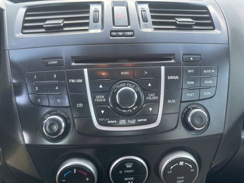 Used 2012 MAZDA MAZDA5 Grand Touring FWD image 21