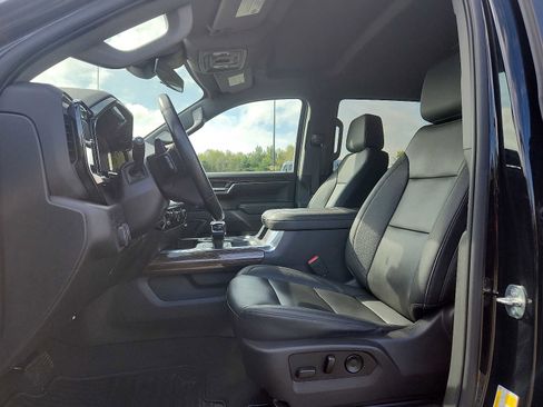 Used 2023 Chevrolet Silverado 1500 RST w/ Convenience Package II image 13