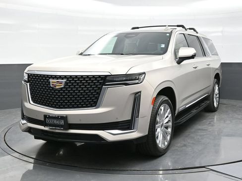 Certified 2024 Cadillac Escalade ESV Premium Luxury AWD/4WD image 2