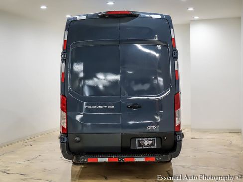 Used 2020 Ford Transit 250 148 High Roof Extended image 5