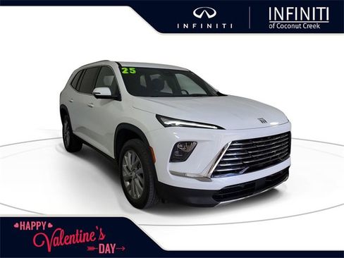 Used 2025 Buick Enclave Preferred image 1