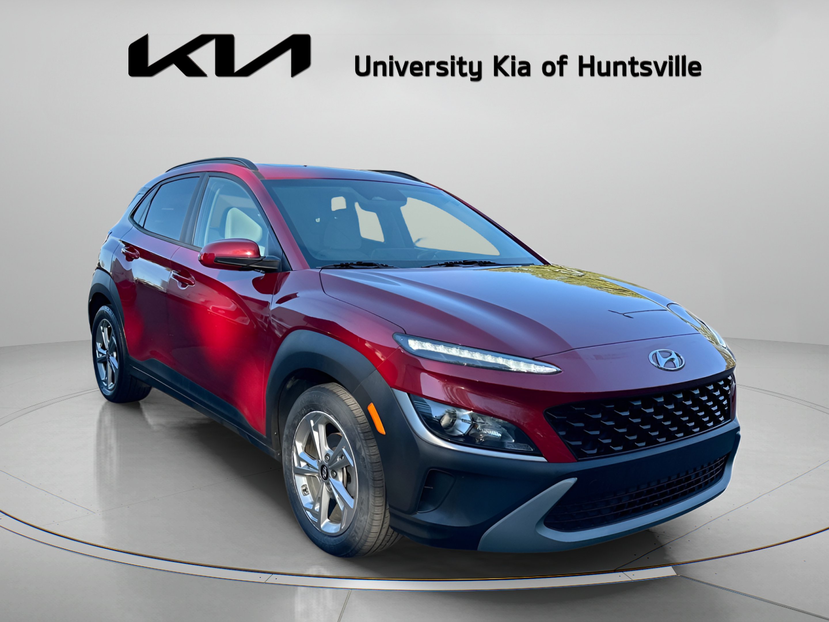 Used 2023 Hyundai Kona SEL w/ Convenience Package FWD image 2