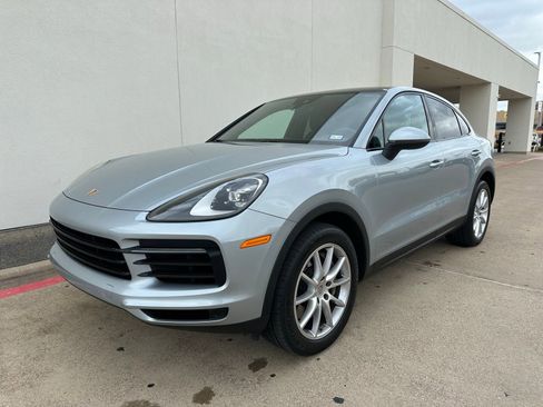 Used 2021 Porsche Cayenne Coupe image 3