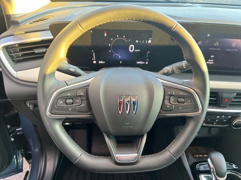 Used 2024 Buick Encore GX Sport Touring w/ Advanced Technology Package image 18