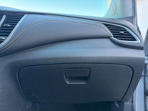 Used 2017 Chevrolet Trax LT w/ LT Convenience Package image 20