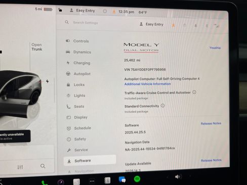 Used 2023 Tesla Model Y Performance AWD/4WD image 9