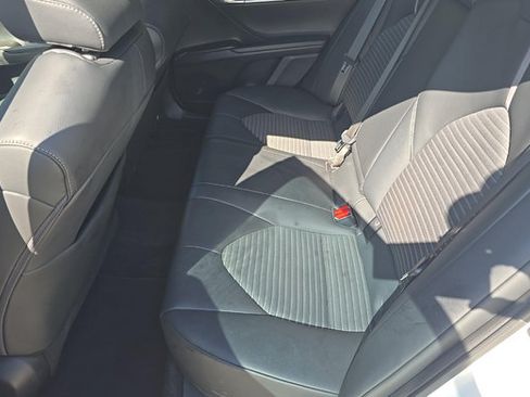 Used 2023 Toyota Camry SE FWD image 14