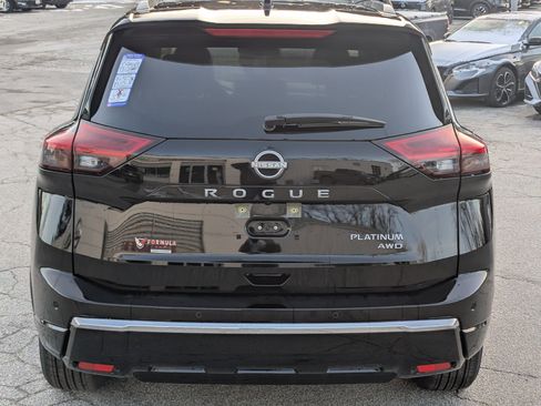 New 2026 Nissan Rogue Platinum image 5
