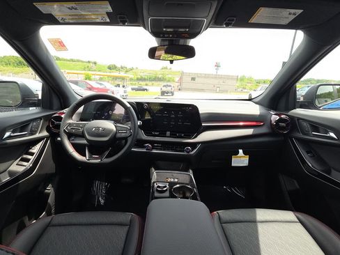 New 2026 Chevrolet Equinox RS w/ Convenience Package III FWD image 29