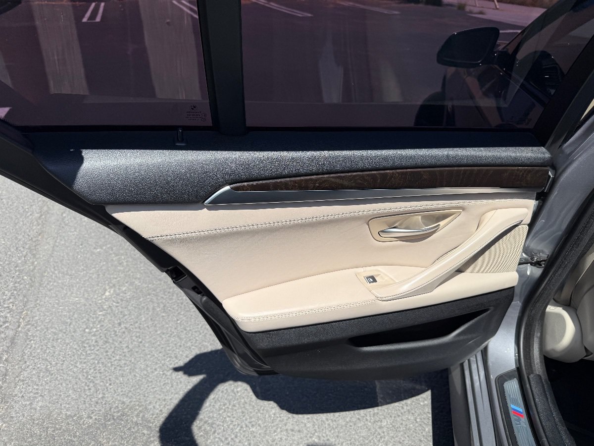 Used 2016 BMW 535i Sedan RWD image 16