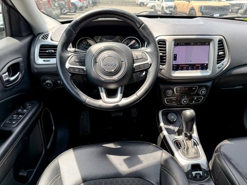 Used 2018 Jeep Compass Latitude w/ Popular Equipment Group AWD/4WD image 31