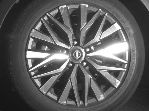 Used 2025 Nissan Altima 2.5 SV image 12