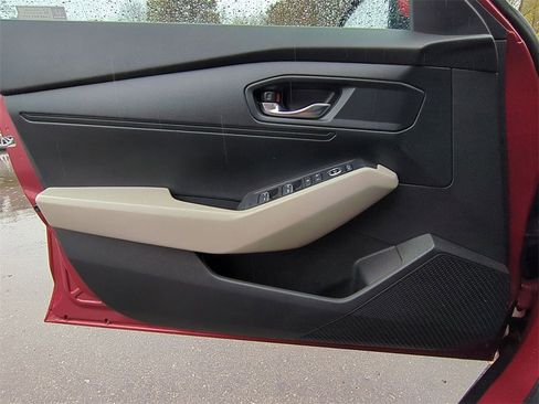 Used 2023 Honda Accord LX image 19