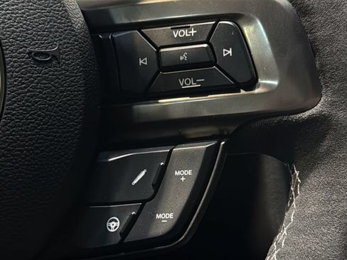 Used 2016 Ford Mustang Shelby GT350 w/ Technology Package RWD image 21
