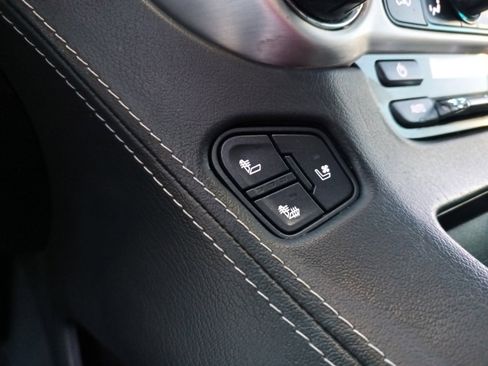 Used 2019 GMC Yukon XL SLT w/ Open Road Package image 20