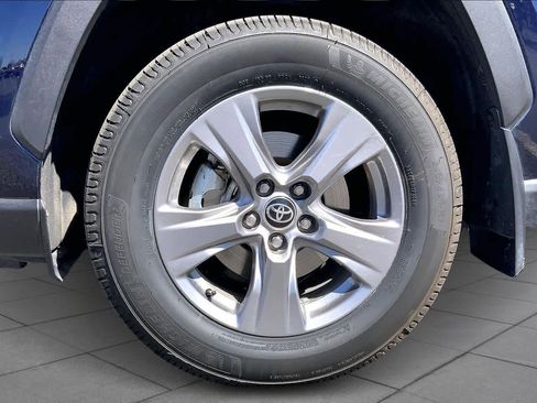 Certified 2024 Toyota RAV4 XLE w/ Convenience Package image 10