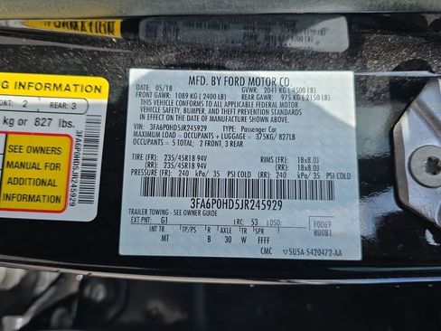 Used 2018 Ford Fusion SE w/ Equipment Group 201A FWD image 21