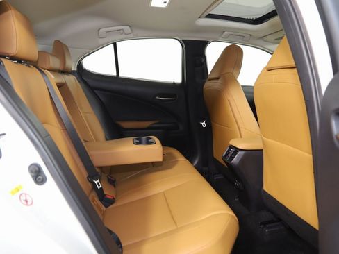 Used 2019 Lexus UX 250h AWD w/ Premium Package image 13