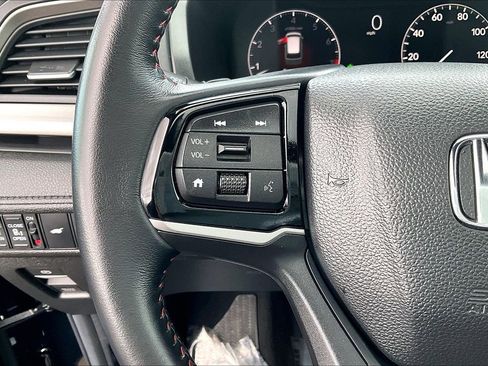 Used 2025 Honda Odyssey Sport-L image 24