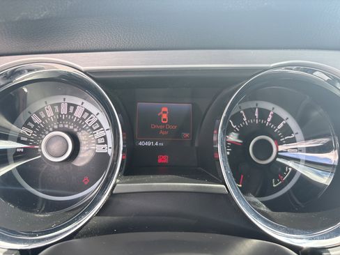 Used 2013 Ford Mustang GT Premium w/ Security Pkg image 29