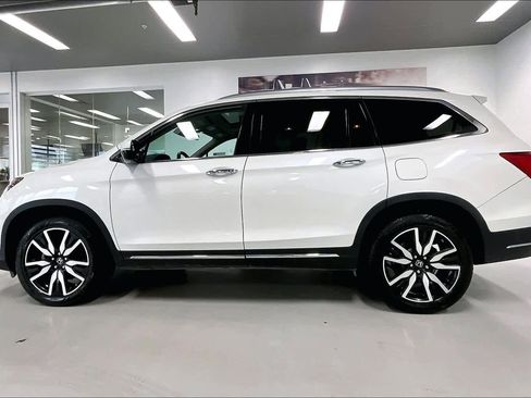 Used 2019 Honda Pilot Elite image 3