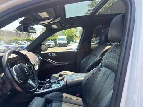 Used 2019 BMW X5 xDrive40i w/ M Sport Package AWD/4WD image 38