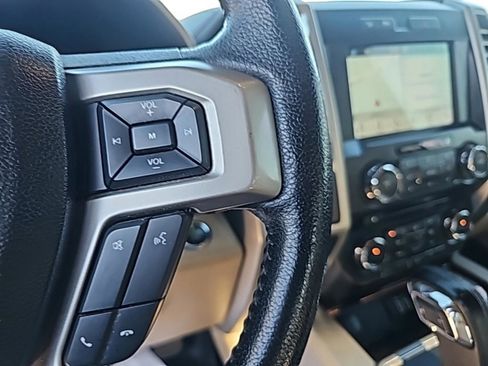 Used 2016 Ford F150 Lariat image 27