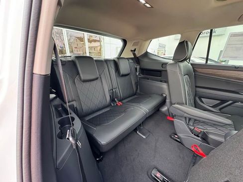 New 2026 Volkswagen Atlas SEL Premium R-Line AWD/4WD image 26