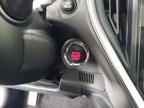 Used 2024 Subaru Crosstrek 2.0i Premium image 23