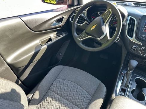 Used 2023 Chevrolet Equinox LT AWD/4WD image 23