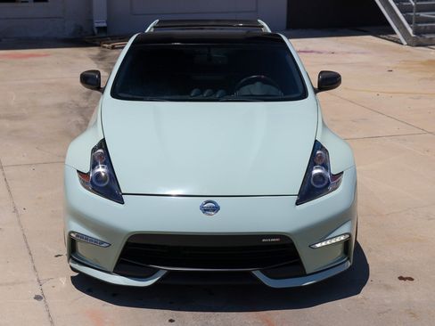 Used 2017 Nissan 370Z NISMO RWD image 23