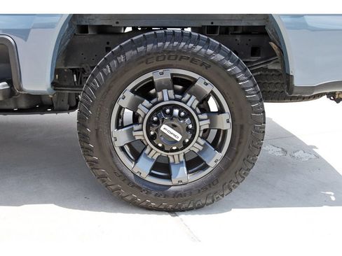 Used 2023 Ford F250 Lariat w/ Sport Appearance Package AWD/4WD image 32