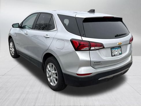 Used 2022 Chevrolet Equinox LT image 4