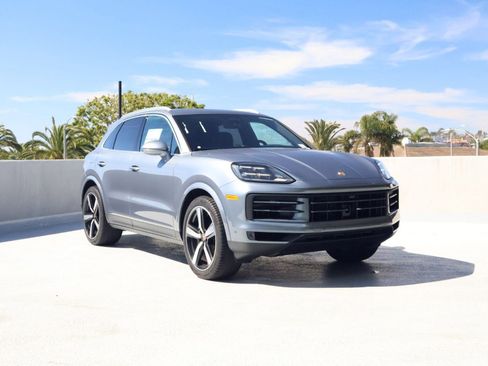 New 2026 Porsche Cayenne image 7