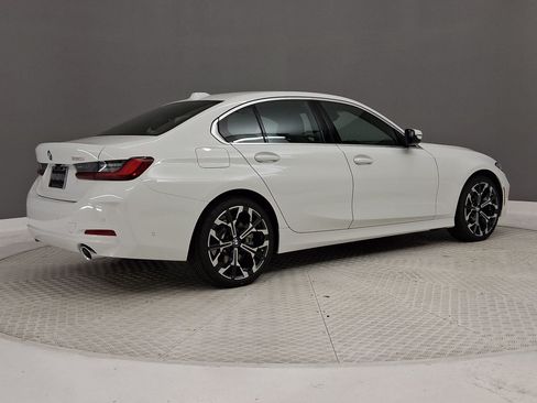 New 2026 BMW 330i xDrive Sedan w/ Convenience Package AWD/4WD image 7