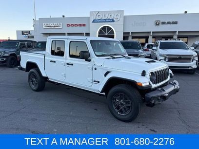 Used 2025 Jeep Gladiator Sport