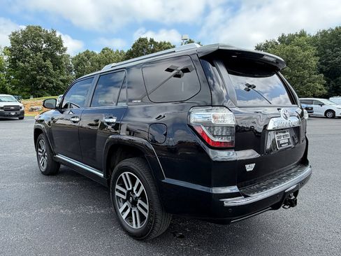 Used 2023 Toyota 4Runner Limited AWD/4WD image 5