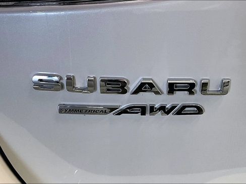 Used 2023 Subaru Forester Premium AWD/4WD image 30