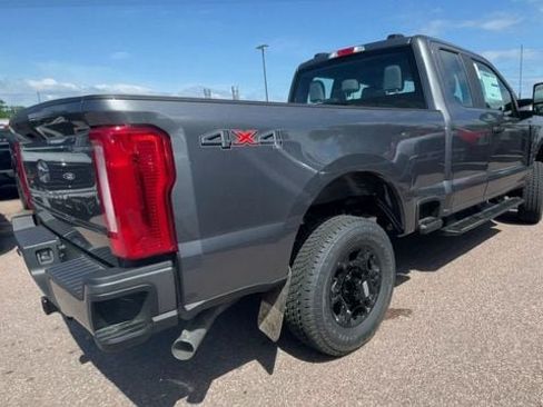 New 2026 Ford F350 4x4 SuperCab Super Duty image 9