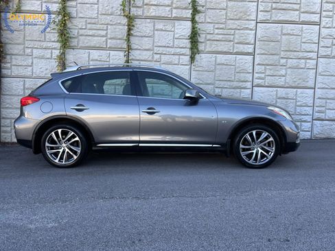 Used 2016 INFINITI QX50 AWD w/ Deluxe Touring Package image 8